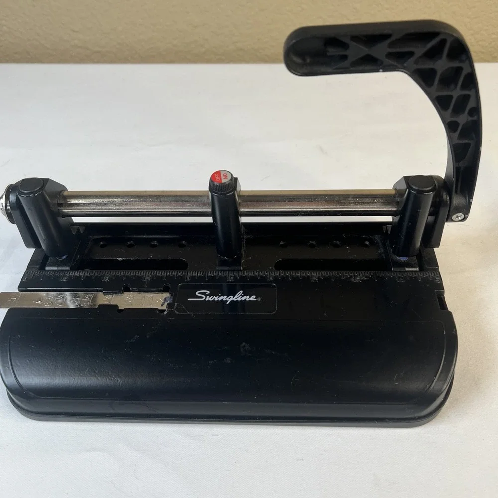 VTG MCM Swingline 32 Sheet Lever Handle 3 Hole Heavy Duty Punch Model 350 400
